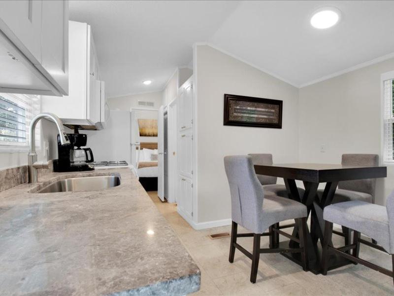 Chalet Lovely 2br Model In The Smokies *